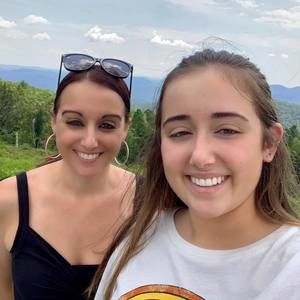 Meet your Posher, Jacqueline